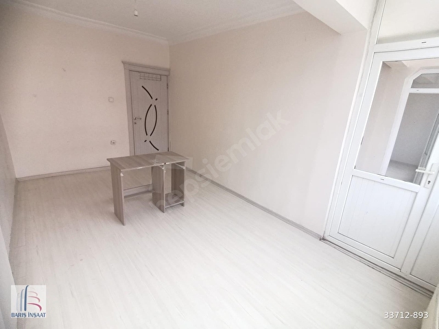 BARIŞTAN KREDİYE UYGUN METROBÜSE YAKIN 3+1 SATILIK DAİRE - Görsel 11