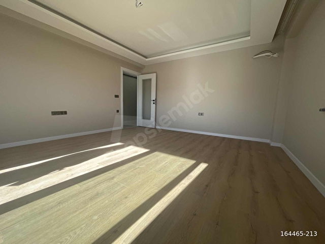 SIFIR KULLANIŞLI 2+1 KONUT - Görsel 8