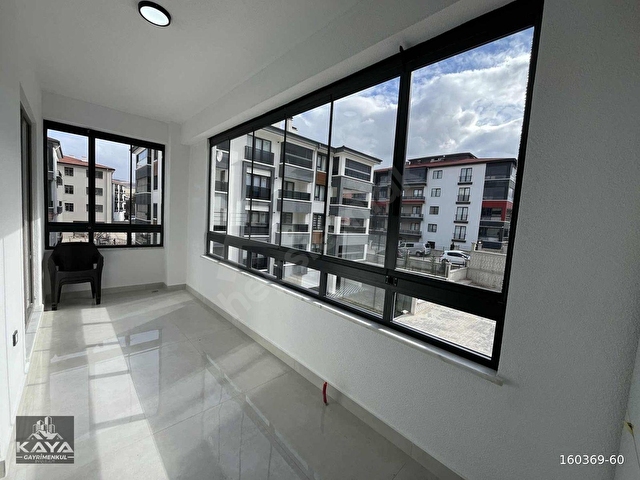 281.CADDEYE SIFIR ULAŞIMI KOLAY CAM BALKONLU MODERN EŞYALI 1+1 - Görsel 21