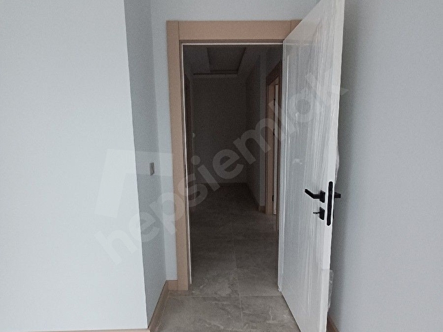 YEŞİLOĞLU EMLAKTAN YENİMAHALLE MERKEZDE PODİUM AVM YANINDA YENİ ADLİYE YAKININDA  KATTA 1+1 İŞYERİ - Görsel 15