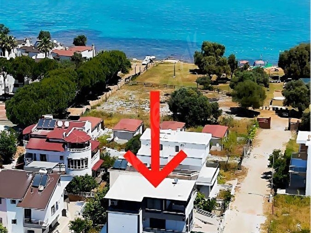 TAKASA AÇIK Altınkum Yeşilkent Plajına 100 mt Satılık Villa