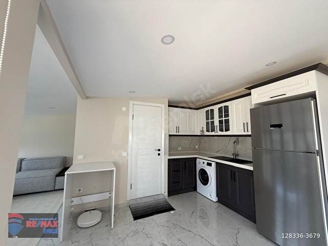 RE/MAX İNCİDEN ERDEK ÇUĞRADA HAVUZLU SİTEDE MASRAFSIZ DUBLEKS DAİRE - Görsel 25