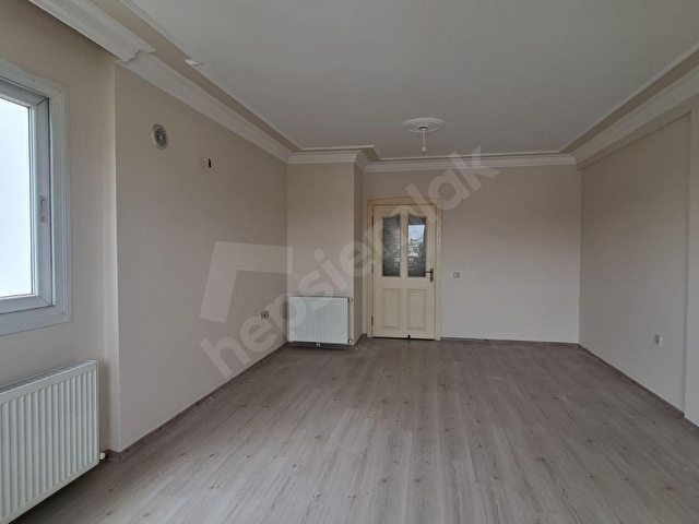 S.Demirel Bulvar Üzeri Göl Manzaralı Kombili 3+1 Kiralık - Görsel 7