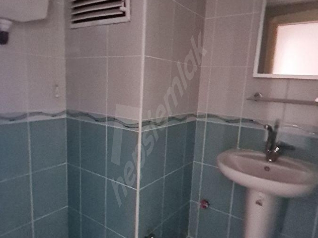 S.Demirel Bulvar Üzeri Göl Manzaralı Kombili 3+1 Kiralık - Görsel 19
