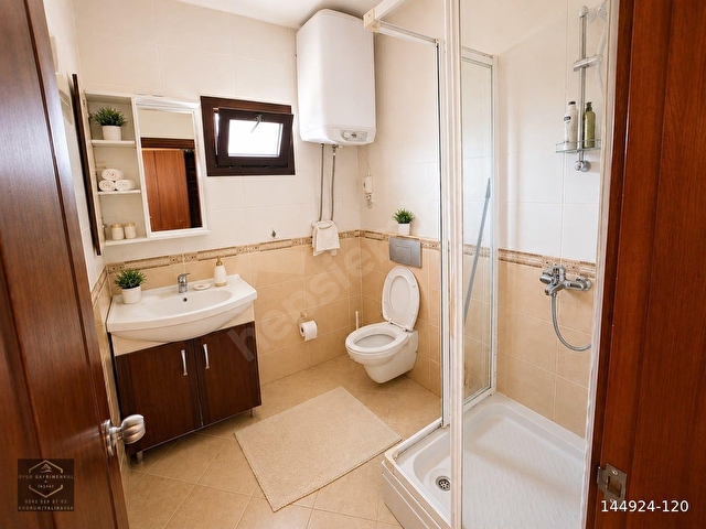 YALIKAVAKIN GÖZDE LOKASYONUNDA DENİZ MANZARALI 2+1 ÜST KATDAİRE - Görsel 14
