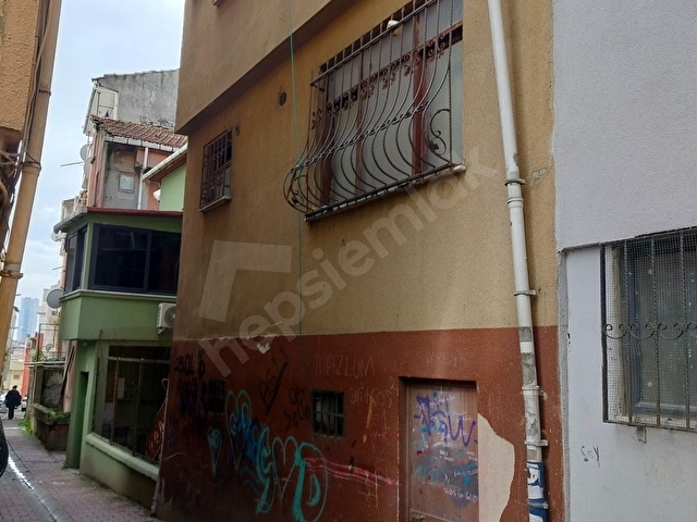 ÇELİKTEPE DE SATILIK BİNA AKSU EMLAKTAN - Görsel 10