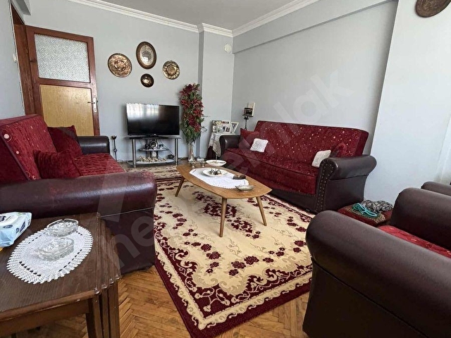 MUDANYA GÜZELYALIDA FERIBOT VE DENIZE YAKIN SATILIK 2 + 1 DAIRE - Görsel 12