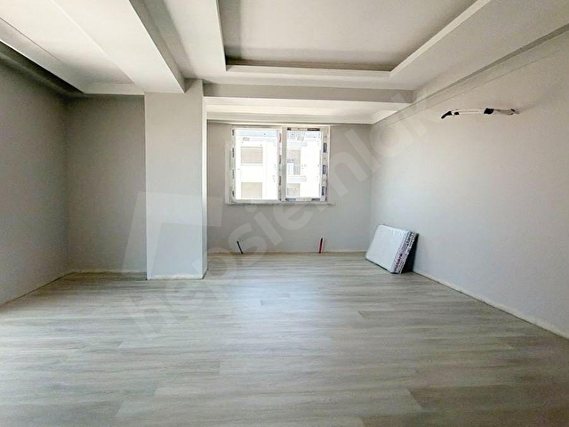 CSG GROUPDAN FUZULEVE UYGUN METRONUN YANIBAŞI SİTE İÇİ 2+1 ARA K - Görsel 12