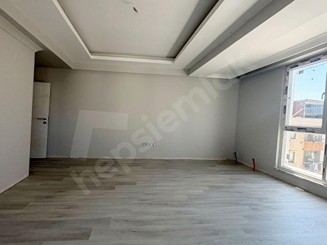 CSG GROUPDAN FUZULEVE UYGUN METRONUN YANIBAŞI SİTE İÇİ 2+1 ARA K - Görsel 3