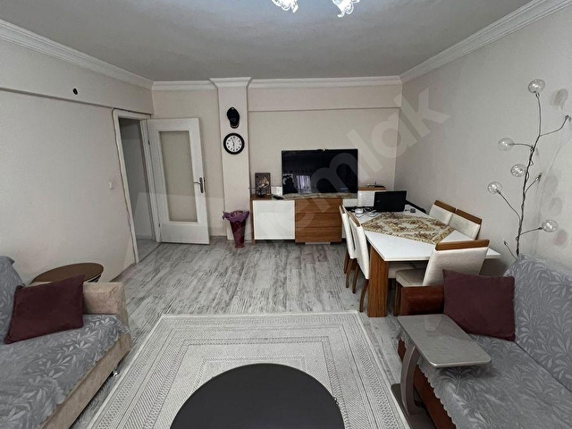 AKŞEMSETTİN MAHALESİNDE CADDEYE YAKIN 1. KATTA 130M FIRSAT DAİRE - Görsel 11