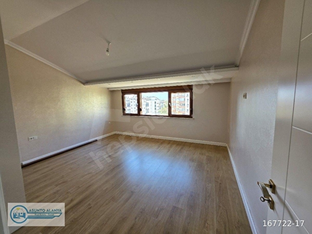Site içerisinde 4+1 Ayrı Mutfak Satılık Dublex Daire - Görsel 14