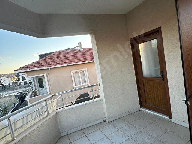 KOCAALİ SAHİLE YAKIN FIRSAT DAİRE 5+1 - Görsel 17