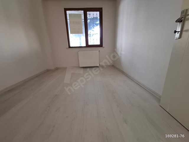 ÇEKMEKÖY CUMHURİYET MAH 1+1 YÜKSEK GİRİŞ SESTİNİ GAYRİMENKUL DEN - Görsel 25