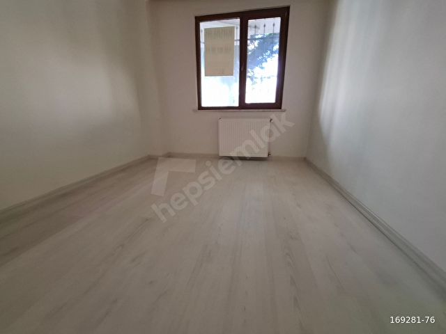 ÇEKMEKÖY CUMHURİYET MAH 1+1 YÜKSEK GİRİŞ SESTİNİ GAYRİMENKUL DEN - Görsel 11