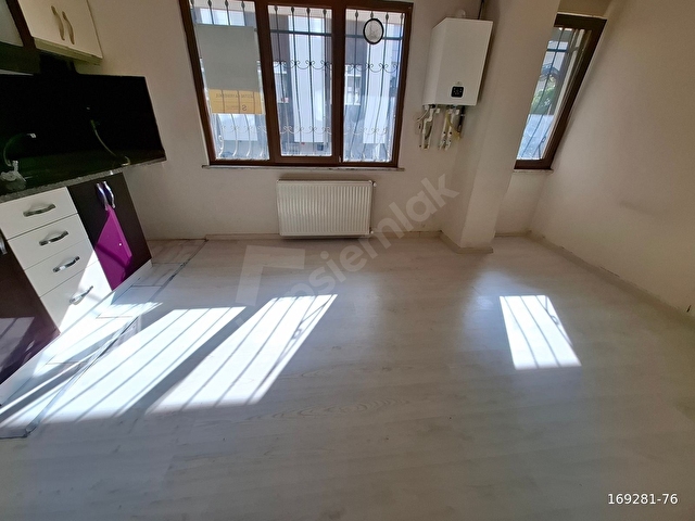 ÇEKMEKÖY CUMHURİYET MAH 1+1 YÜKSEK GİRİŞ SESTİNİ GAYRİMENKUL DEN - Görsel 28