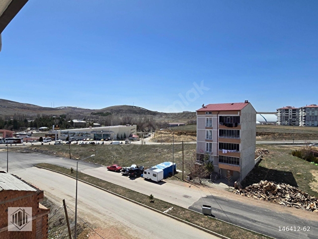 OTOGAR KARŞISINDA HEM YATIRIMLIK HEM OTURMALIK DAİRE - Görsel 10