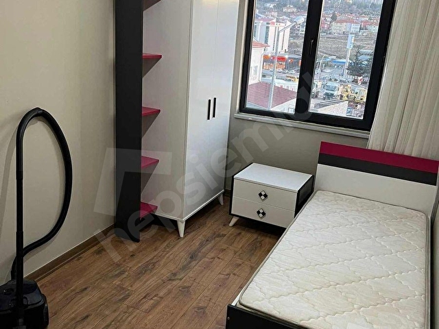 ADA GRUPTAN ADLİYE YANINDA SATILIK 2+1 EŞYALI DAİRE - Görsel 6