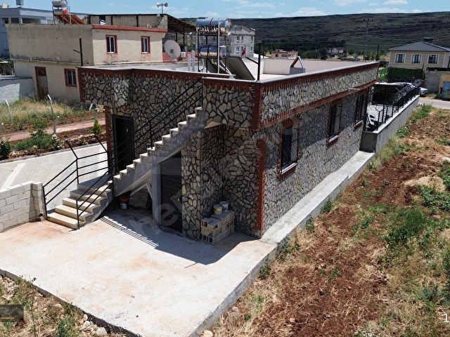 SARIT MAHALLESİNDE ASFALT YOL ÜZERİNDE SATILIK BAĞ EVİ 1.113 M² - Görsel 7