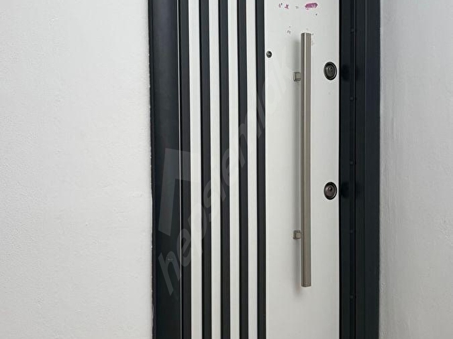 GÜZELOBA MAH.SEVALSİTESİNDE KATTA AYRI MUT.1+1 DAİRE - Görsel 2