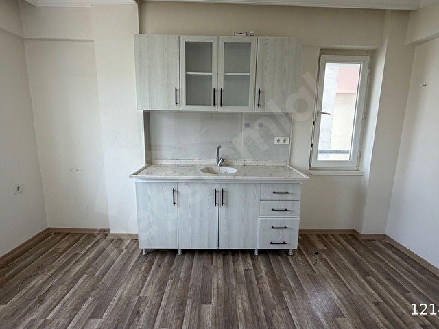 GÜZELOBA MAH.SEVALSİTESİNDE KATTA AYRI MUT.1+1 DAİRE - Görsel 8