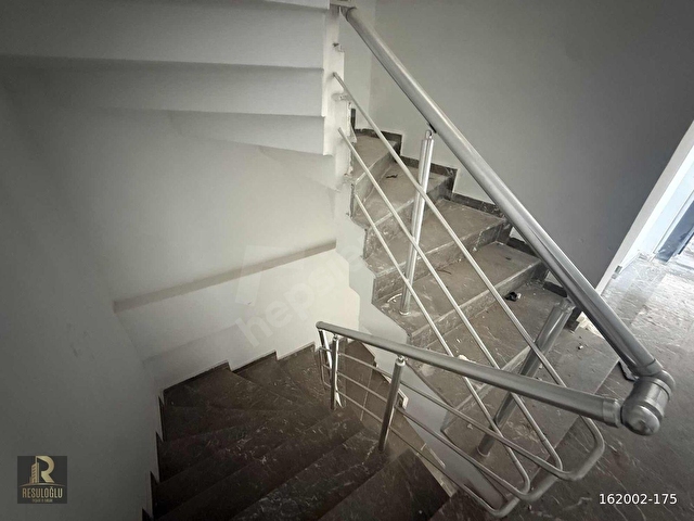 RESULOĞLU EMLAKTAN CUMHURİYET MAH. SAHİLE YAKIN 2+1 DAİRE - Görsel 3
