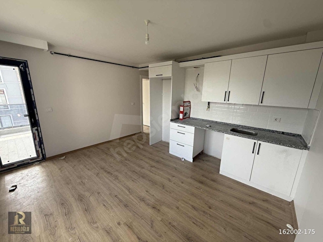 RESULOĞLU EMLAKTAN CUMHURİYET MAH. SAHİLE YAKIN 2+1 DAİRE - Görsel 18