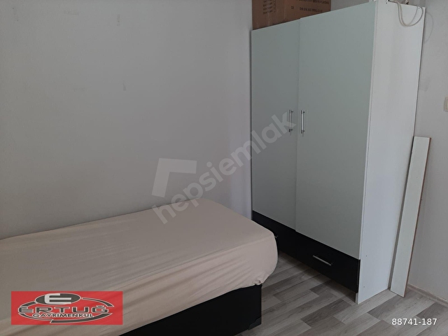KINIKLI DA 2+1 BALKONLU VE KLIMALI FUL ESYALI KIRALIK APART - Görsel 8