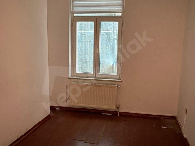 BEYOĞLU İSTİKLAL CADDESİ ÜZERİNDE KİRALIK DAİRE - Görsel 13