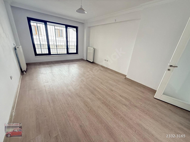 Emekte Yeni Bina 3+1 Bağımsız Mutfak 2 Banyolu Teras Kullanımlı - Görsel 3