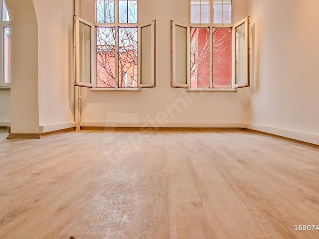 BBY Karaköy Fransız Geçit Ve Galataport Komşu Kiralık Ofis - Görsel 14