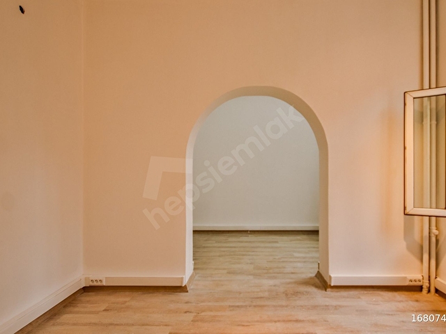 BBY Karaköy Fransız Geçit Ve Galataport Komşu Kiralık Ofis - Görsel 28