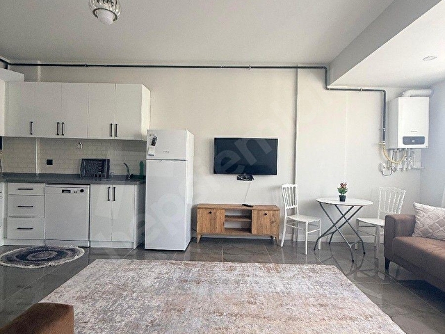 ÇARKIPAREDE 1+1 FULL EŞYALI DOĞALGAZLI HASARSIZ KİRALIK DAİRE - Görsel 3