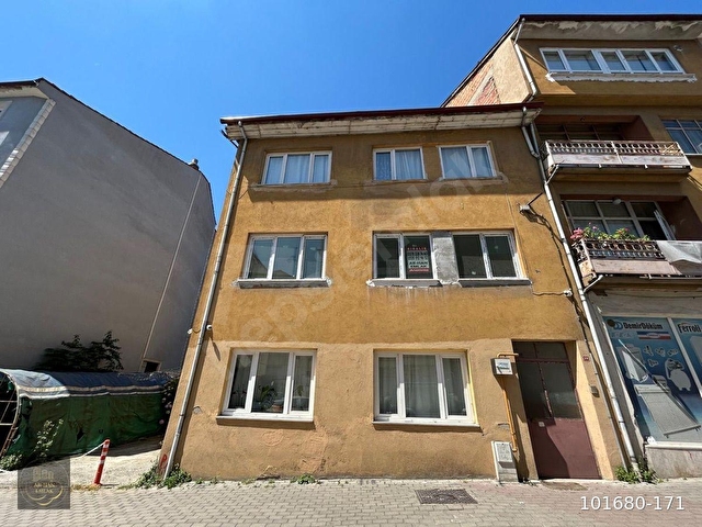 AR-HAN EMLAK’TAN KEMERKÖPRÜ’DE KİRALIK 2+1 DAİRE