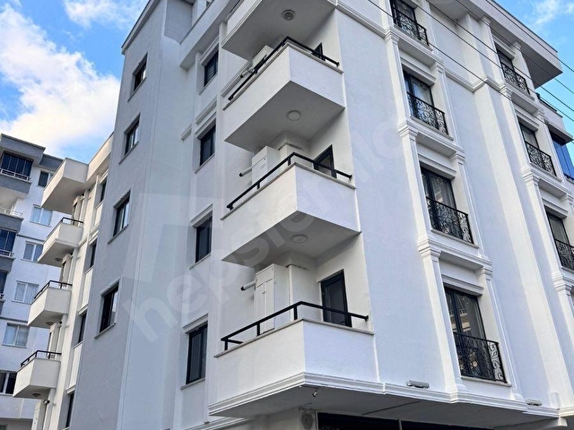 VALORA’dan KIBRIS CADDESİNDE EŞYALI KİRALIK 1+1 DAİRE - Görsel 2