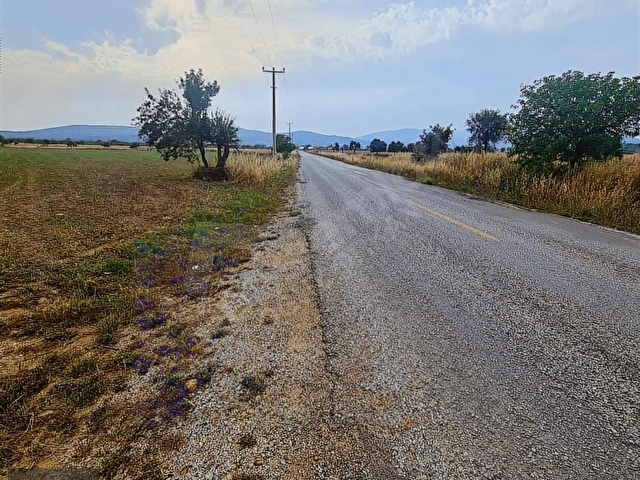 Kuzyakada Asfalt Cepheli, 2.272m², İmarlı Arsa - Görsel 8