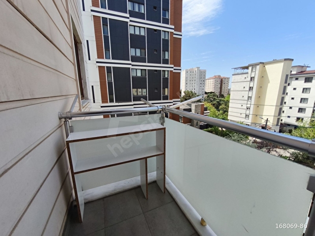 YAKACIKTA EBEVEYN BANYOLU AÇIK OTOPARKLI 2+1 SATILIK DAİRE - Görsel 11