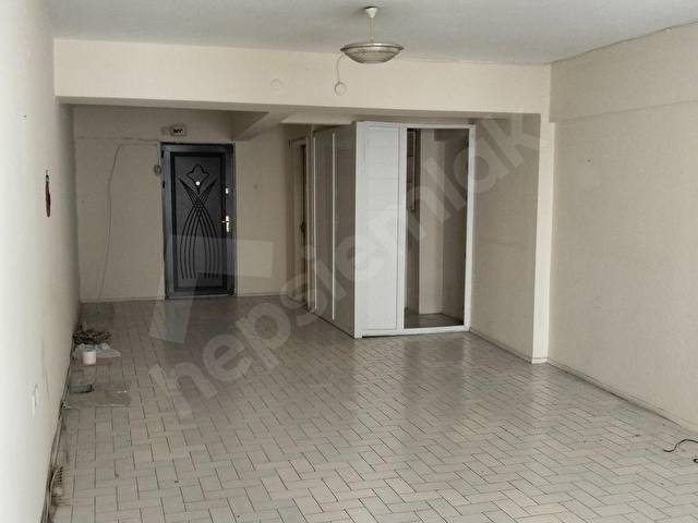 TURPA GİRNEDEN KARŞIYAKA SUBAŞIOĞLU İŞHANIN DA KİRALIK OFİS - Görsel 12