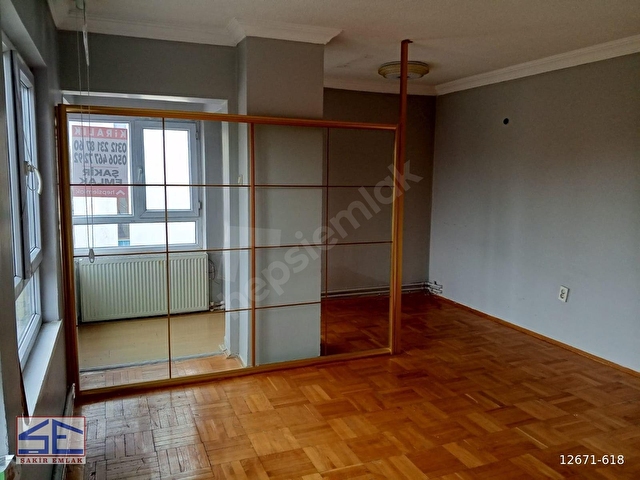 KIZILAY  SÜMER 2 CADDESİNDE  2+1 KOMBİLİ KATTA  MANZARALI  KİRALIK  BÜRO