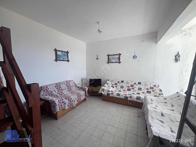 KARABURUN KÜÇÜKBAHÇEDE SİTE İÇİNDE SATILIK EŞYALI 2+1 VİLLA! - Görsel 21