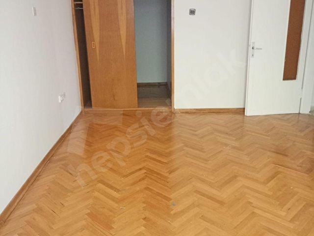 YEŞİLYURT SOKAKTA, 1İNCİ KAT, ASANSÖRLÜ, OTOPARKLI, ÖN CEPHE, 145 M2 NET, 3+1 KİRALIK DAİRE - Görsel 17