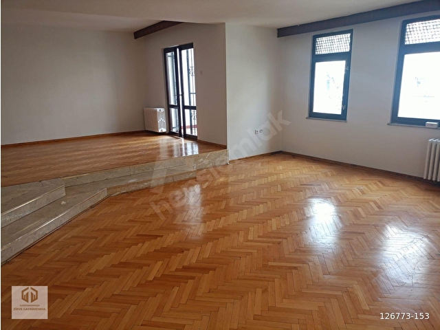 YEŞİLYURT SOKAKTA, 1İNCİ KAT, ASANSÖRLÜ, OTOPARKLI, ÖN CEPHE, 145 M2 NET, 3+1 KİRALIK DAİRE