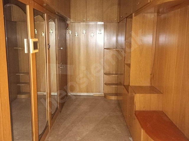 YEŞİLYURT SOKAKTA, 1İNCİ KAT, ASANSÖRLÜ, OTOPARKLI, ÖN CEPHE, 145 M2 NET, 3+1 KİRALIK DAİRE - Görsel 8