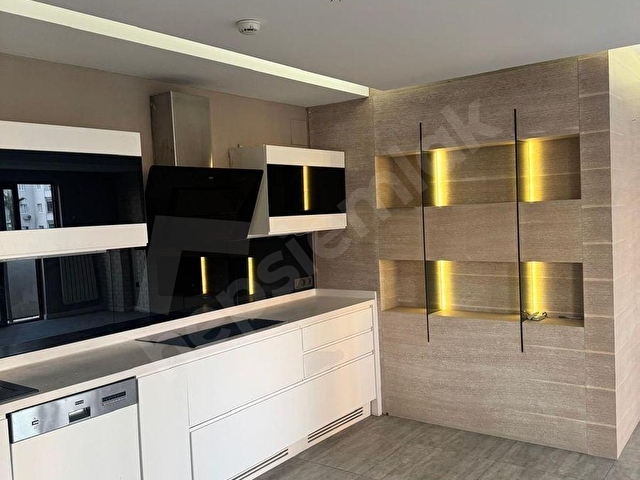 BÖLGENİN EN PRESTİJLİ SİTESİNDE 4+1 AÇIK MUTFAK LÜKS DAİRE - Görsel 6