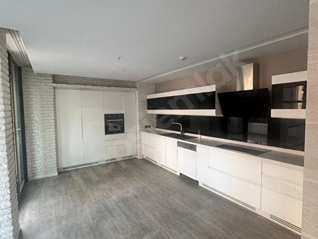 BÖLGENİN EN PRESTİJLİ SİTESİNDE 4+1 AÇIK MUTFAK LÜKS DAİRE - Görsel 4