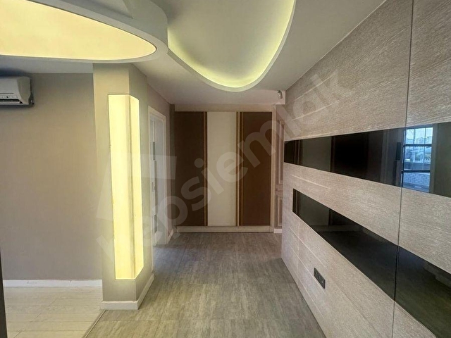 BÖLGENİN EN PRESTİJLİ SİTESİNDE 4+1 AÇIK MUTFAK LÜKS DAİRE - Görsel 2