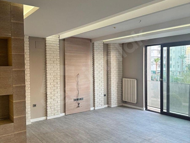 BÖLGENİN EN PRESTİJLİ SİTESİNDE 4+1 AÇIK MUTFAK LÜKS DAİRE - Görsel 14