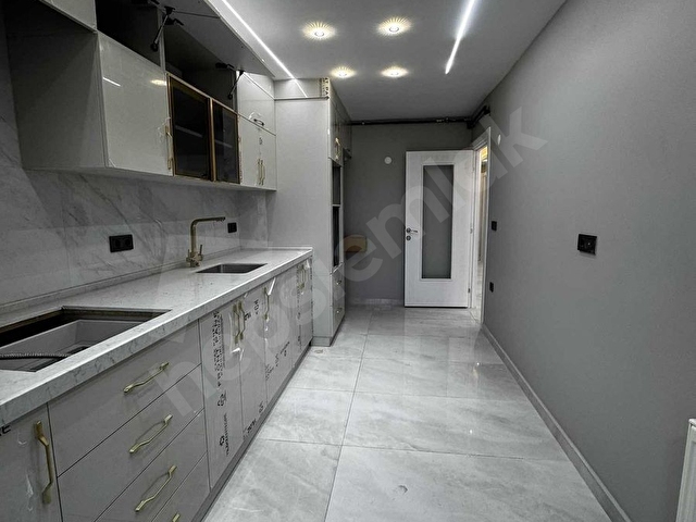 YEŞİLPINAR METRO 5 DK LÜX SIFIR ASANSÖR+K.OTOPARK 1.KT 2+1 110m2 - Görsel 22