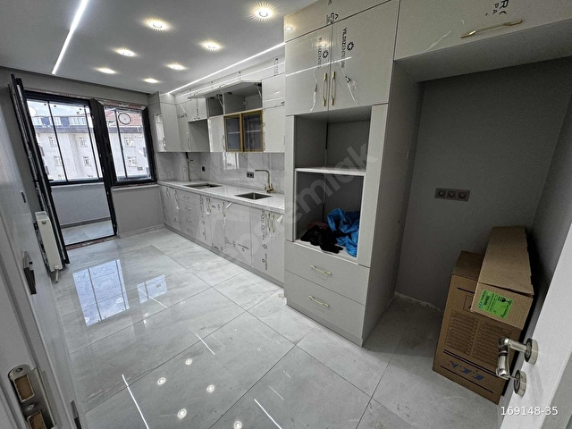 YEŞİLPINAR METRO 5 DK LÜX SIFIR ASANSÖR+K.OTOPARK 1.KT 2+1 110m2 - Görsel 13