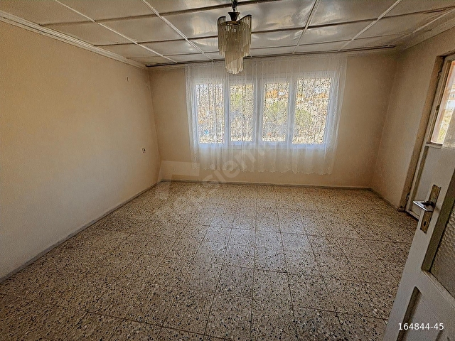 BERGAMADA KOZAK YOLUNDA 2 EVİ 2 DÜKKANI OLAN BİNA SATILIK - Görsel 27