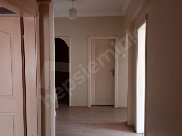 POLATLI CUMHURİYET MAHALLESİNDE SATILIK 3+1 DAİRE - Görsel 8